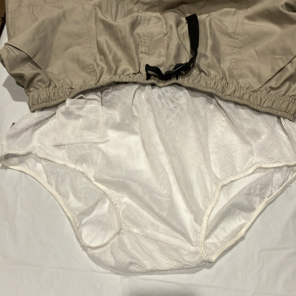 EUC Sz XL Wilson khaki swim cargo shorts - Picture 8 of 9